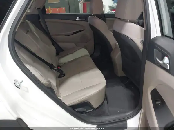 KM8J2CA42KU010361 2019 HYUNDAI TUCSON - Image 8