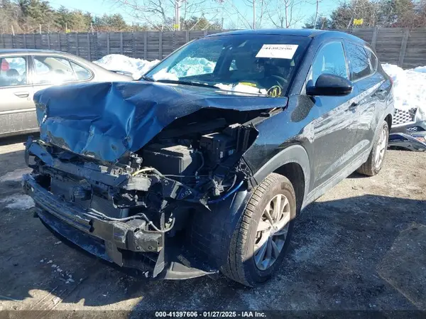 KM8J2CA42KU013003 2019 HYUNDAI TUCSON - Image 2