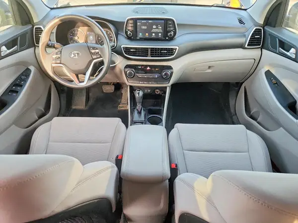 KM8J2CA42KU053128 2019 HYUNDAI TUCSON - Image 8