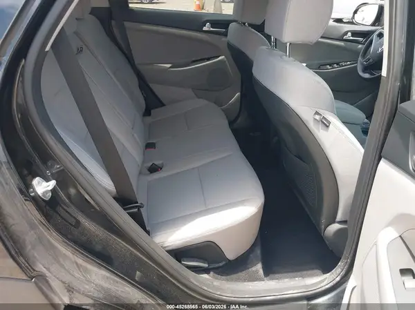 KM8J2CA42KU074948 2019 HYUNDAI TUCSON - Image 8