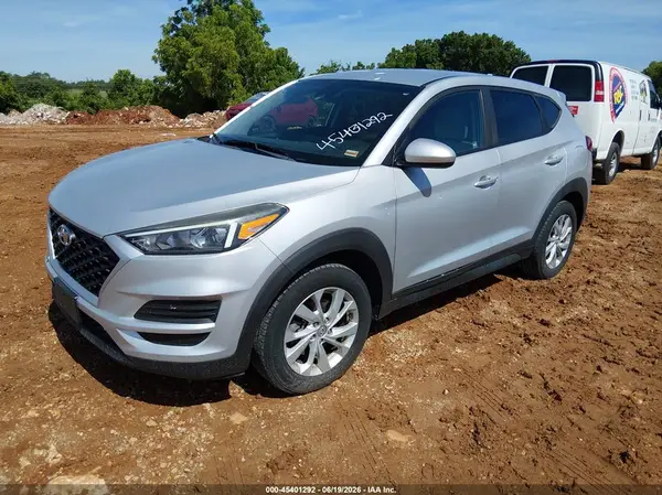 KM8J2CA42KU851323 2019 HYUNDAI TUCSON - Image 2