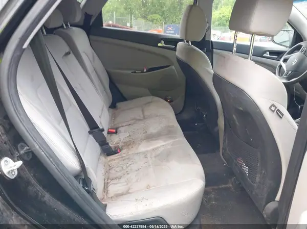 KM8J2CA42KU865075 2019 HYUNDAI TUCSON - Image 8