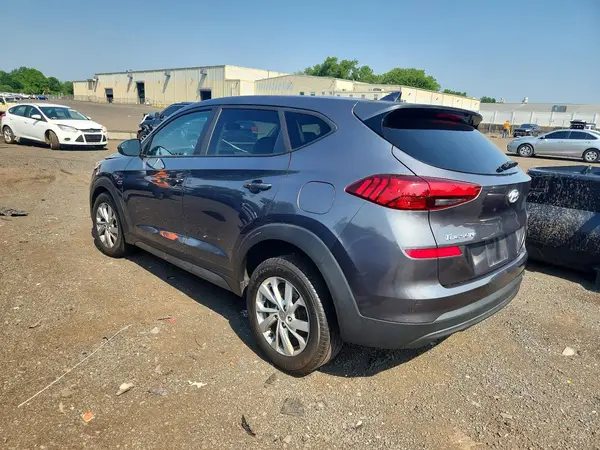 KM8J2CA42KU868588 2019 HYUNDAI TUCSON - Image 2