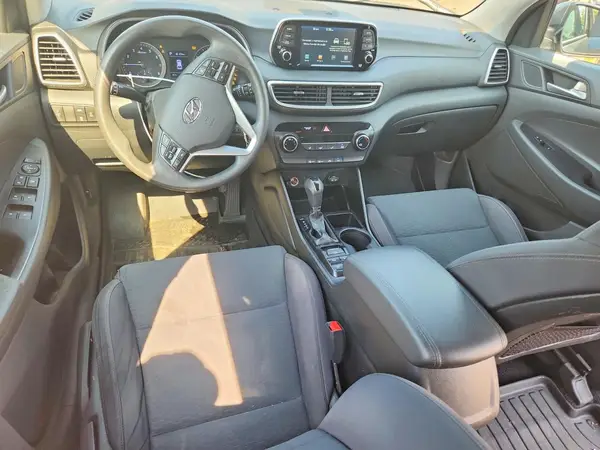 KM8J2CA42KU868588 2019 HYUNDAI TUCSON - Image 8