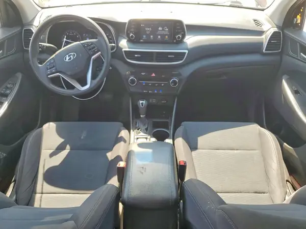 KM8J2CA42KU882975 2019 HYUNDAI TUCSON - Image 8