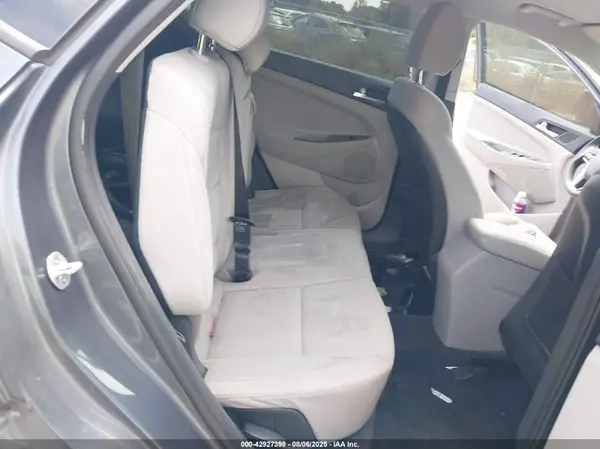 KM8J2CA42KU900052 2019 HYUNDAI TUCSON - Image 8