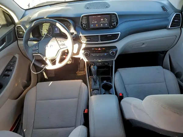 KM8J2CA42KU922911 2019 HYUNDAI TUCSON - Image 8