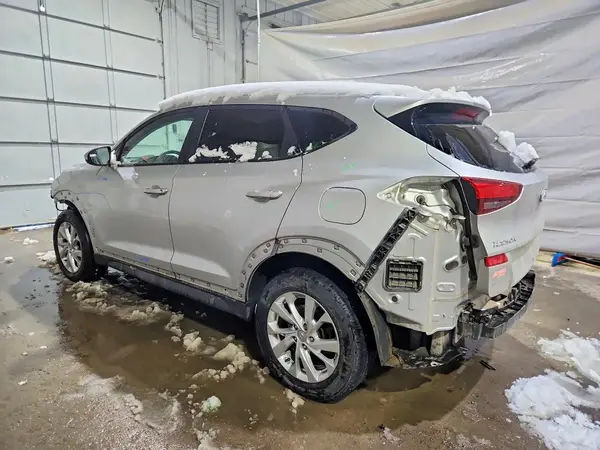 KM8J2CA42KU926926 2019 HYUNDAI TUCSON - Image 2