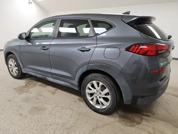 KM8J2CA42KU935741 2019 HYUNDAI TUCSON - Image 2
