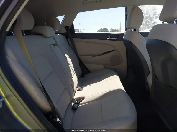 KM8J2CA42KU939322 2019 HYUNDAI TUCSON - Image 8
