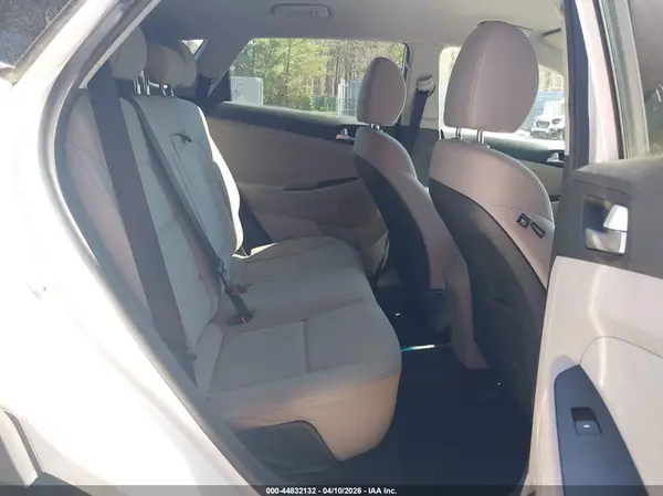 KM8J2CA42KU941037 2019 HYUNDAI TUCSON - Image 8