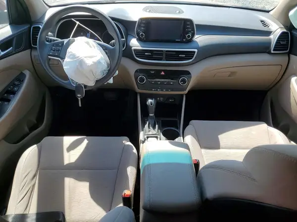 KM8J2CA42KU981358 2019 HYUNDAI TUCSON - Image 8
