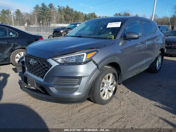 KM8J2CA42KU990075 2019 HYUNDAI TUCSON - Image 2