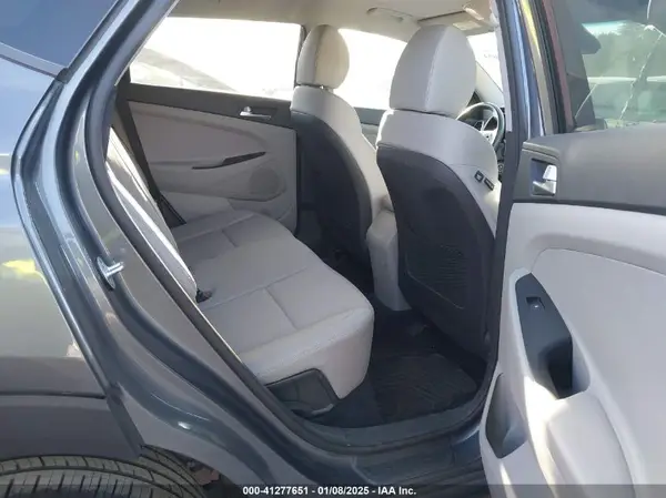 KM8J2CA42KU990075 2019 HYUNDAI TUCSON - Image 8
