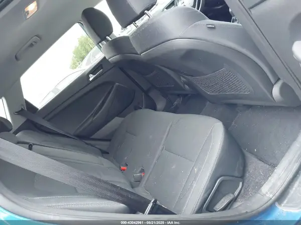 KM8J2CA42KU992246 2019 HYUNDAI TUCSON - Image 8