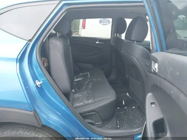 KM8J2CA42KU994675 2019 HYUNDAI TUCSON - Image 8