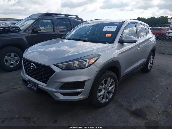 KM8J2CA42LU113992 2020 HYUNDAI TUCSON - Image 2
