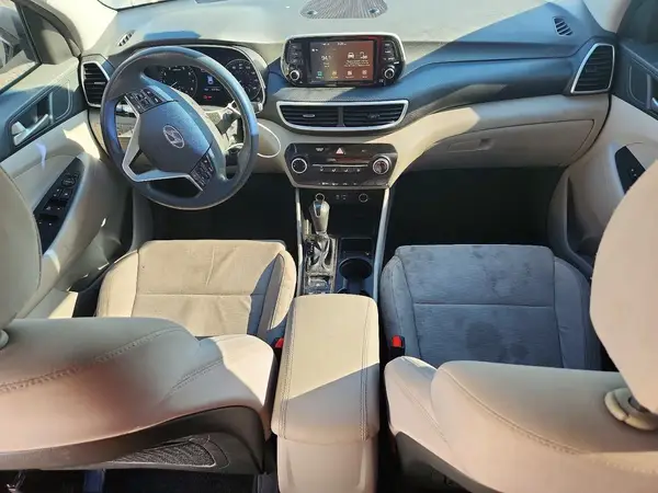 KM8J2CA42LU136933 2020 HYUNDAI TUCSON - Image 8