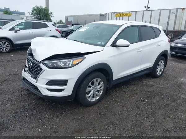 KM8J2CA42LU159807 2020 HYUNDAI TUCSON - Image 2