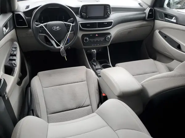 KM8J2CA42LU248020 2020 HYUNDAI TUCSON - Image 8