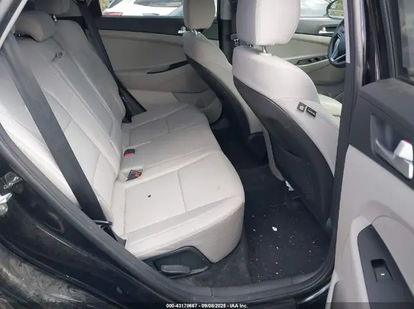 KM8J2CA42LU273077 2020 HYUNDAI TUCSON - Image 8