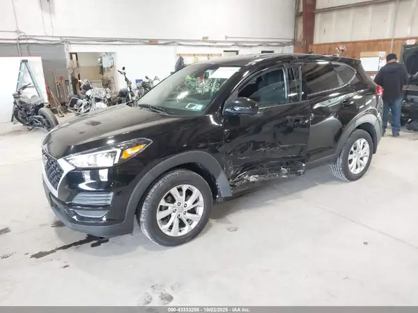 KM8J2CA42LU275380 2020 HYUNDAI TUCSON - Image 2