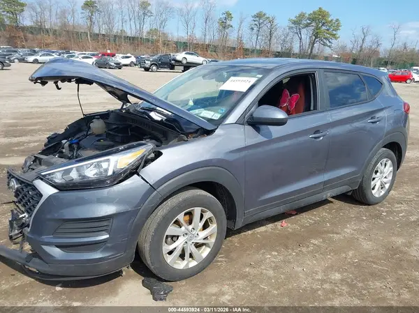 KM8J2CA42MU390594 2021 HYUNDAI TUCSON - Image 2