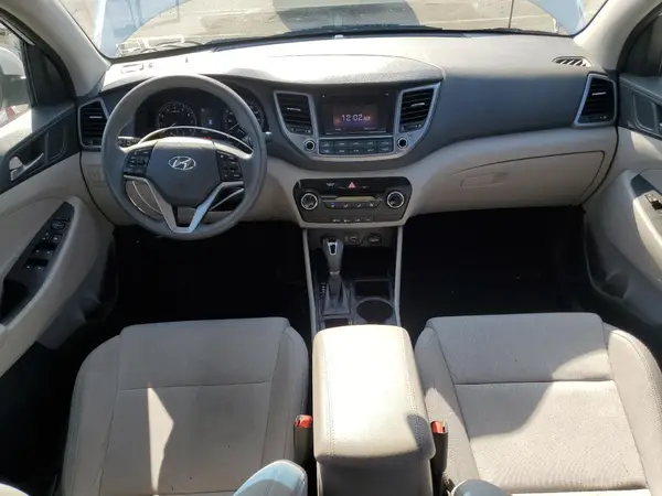 KM8J2CA43JU649251 2018 HYUNDAI TUCSON - Image 8