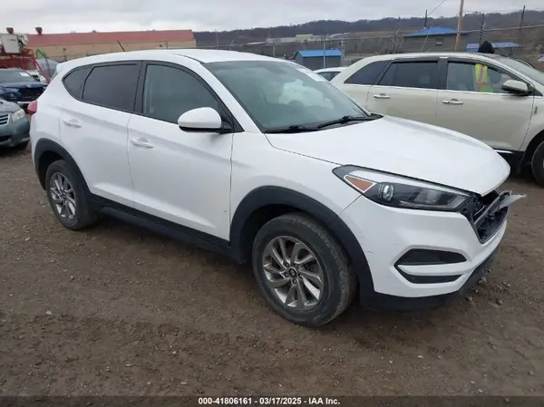KM8J2CA43JU662825 2018 HYUNDAI TUCSON - Image 1