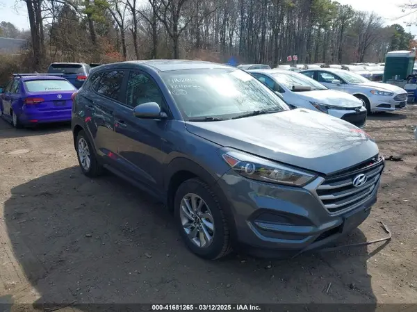 KM8J2CA43JU682668 2018 HYUNDAI TUCSON - Image 1