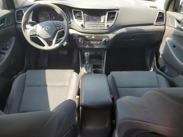 KM8J2CA43JU689801 2018 HYUNDAI TUCSON - Image 8