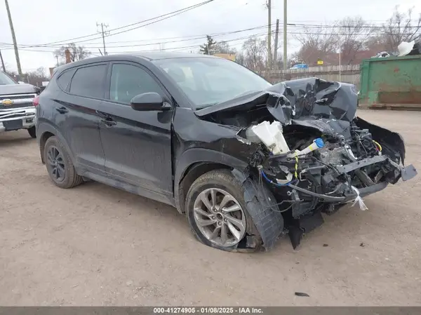KM8J2CA43JU702529 2018 HYUNDAI TUCSON - Image 1