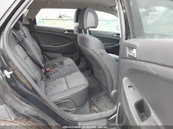 KM8J2CA43JU702529 2018 HYUNDAI TUCSON - Image 8