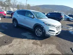 KM8J2CA43JU768207 2018 HYUNDAI TUCSON