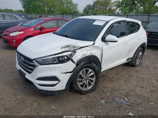 KM8J2CA43JU789879 2018 HYUNDAI TUCSON - Image 2