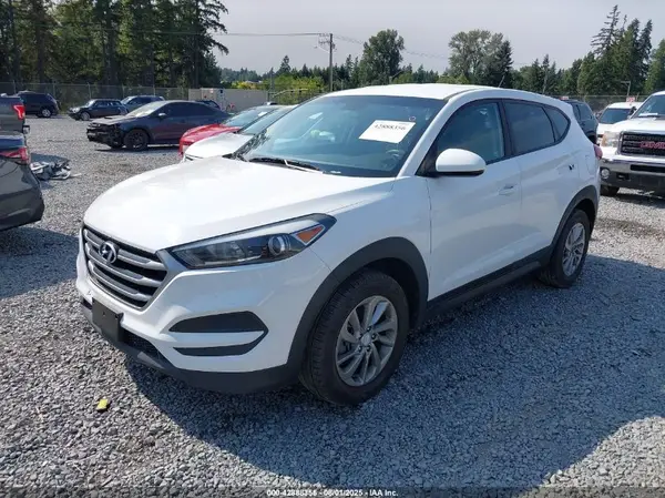 KM8J2CA43JU794399 2018 HYUNDAI TUCSON - Image 2