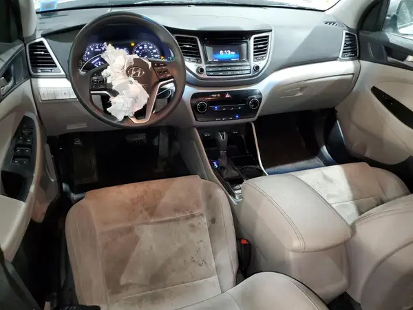 KM8J2CA43JU818104 2018 HYUNDAI TUCSON - Image 8