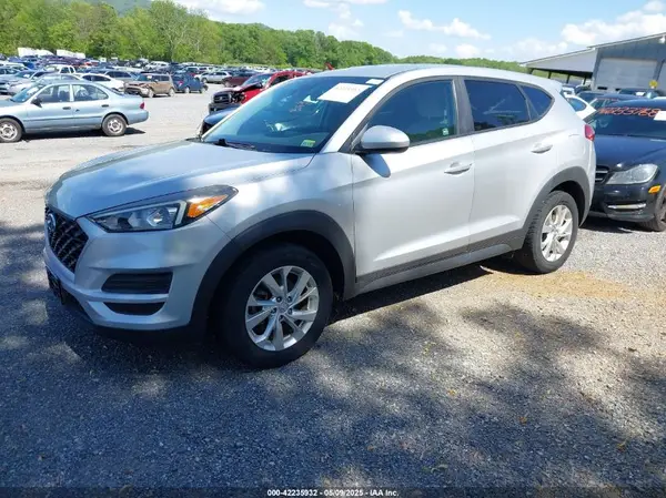 KM8J2CA43KU010613 2019 HYUNDAI TUCSON - Image 2
