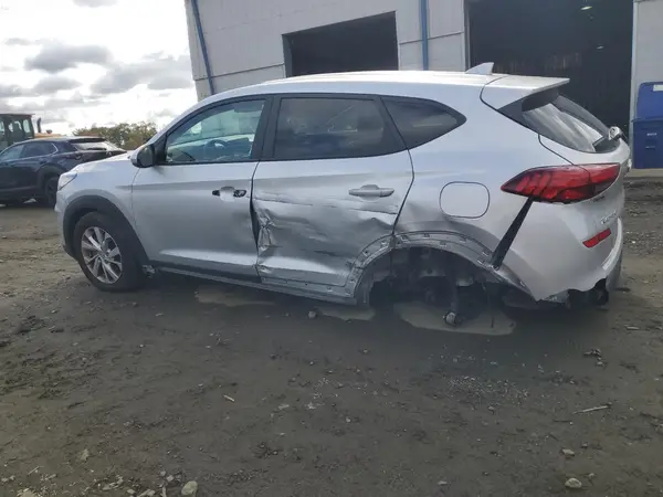 KM8J2CA43KU038590 2019 HYUNDAI TUCSON - Image 2