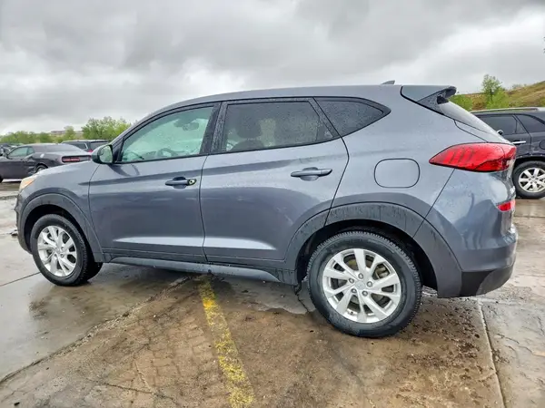 KM8J2CA43KU055051 2019 HYUNDAI TUCSON - Image 2