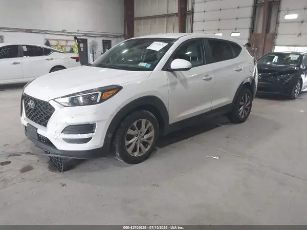 KM8J2CA43KU848110 2019 HYUNDAI TUCSON - Image 2