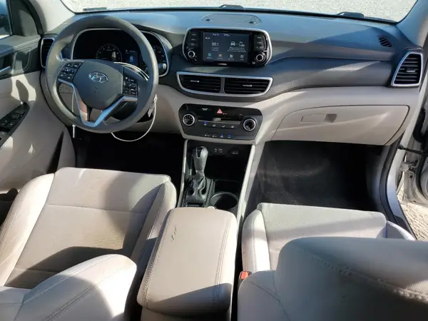 KM8J2CA43KU869040 2019 HYUNDAI TUCSON - Image 8