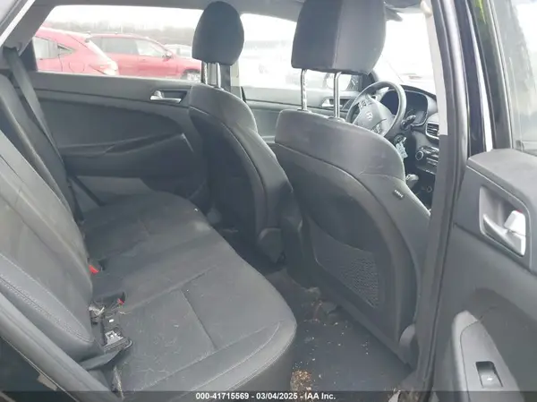 KM8J2CA43KU895718 2019 HYUNDAI TUCSON - Image 8