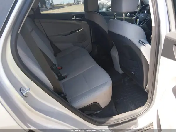KM8J2CA43KU899090 2019 HYUNDAI TUCSON - Image 8
