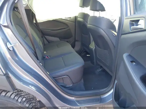 KM8J2CA43KU906913 2019 HYUNDAI TUCSON - Image 8