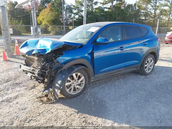 KM8J2CA43KU919404 2019 HYUNDAI TUCSON - Image 2