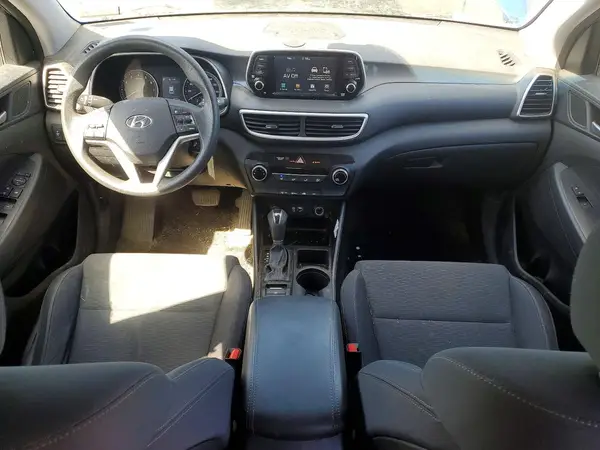 KM8J2CA43KU939748 2019 HYUNDAI TUCSON - Image 8