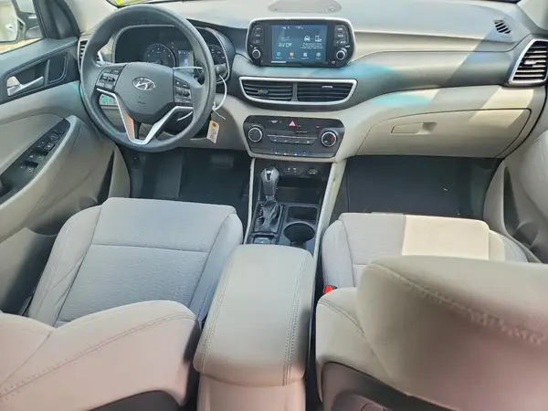 KM8J2CA43KU941824 2019 HYUNDAI TUCSON - Image 8