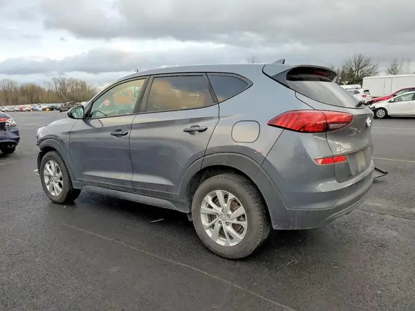 KM8J2CA43KU952743 2019 HYUNDAI TUCSON - Image 2