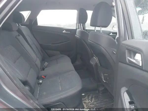 KM8J2CA43KU955013 2019 HYUNDAI TUCSON - Image 8